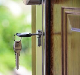 Schlüssel im Schloss